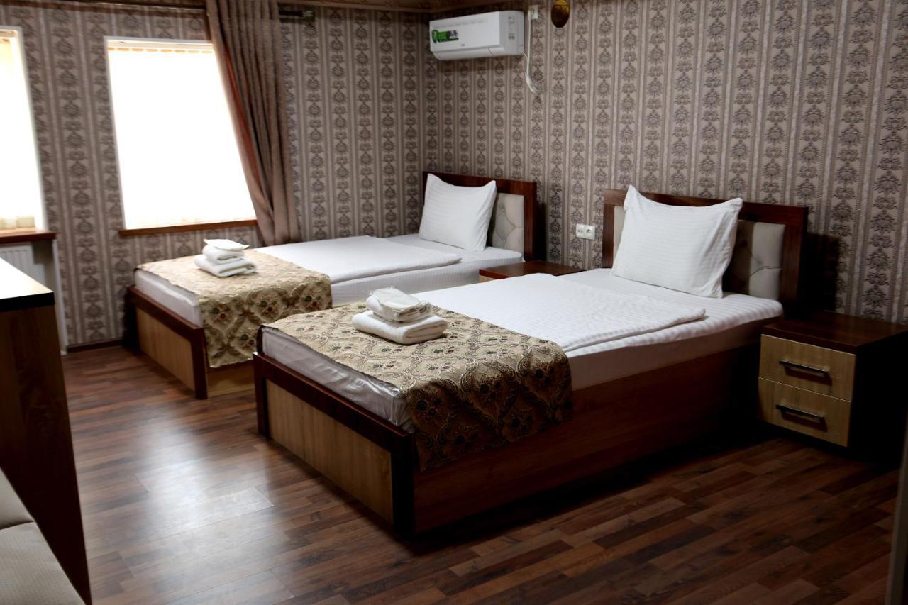 Hotel Plaza 777 Samarkand Exteriör bild