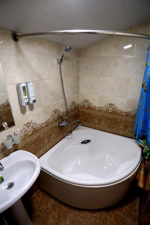 Hotel Plaza 777 Samarkand Exteriör bild